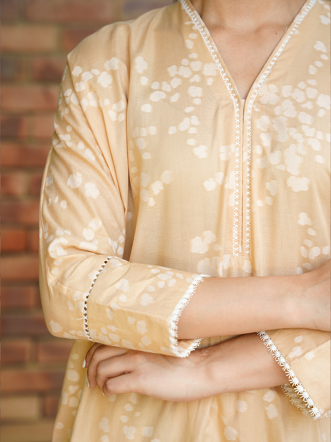 Beige jacquard set