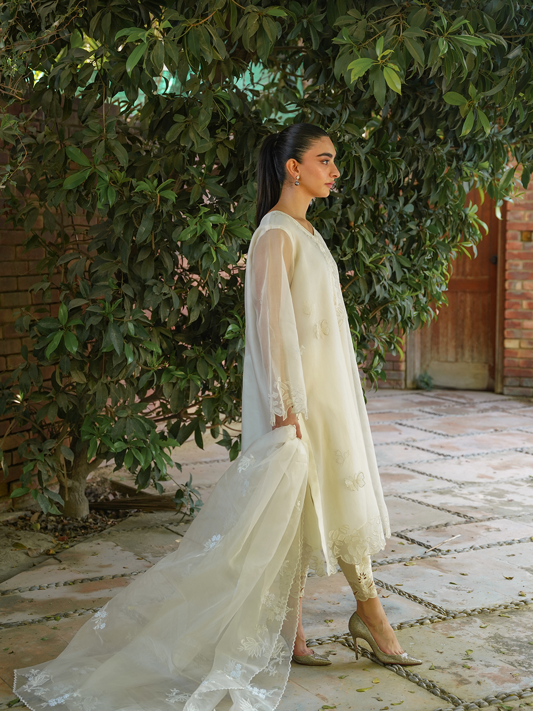 Ivory Organza 3D 3-Piece Set